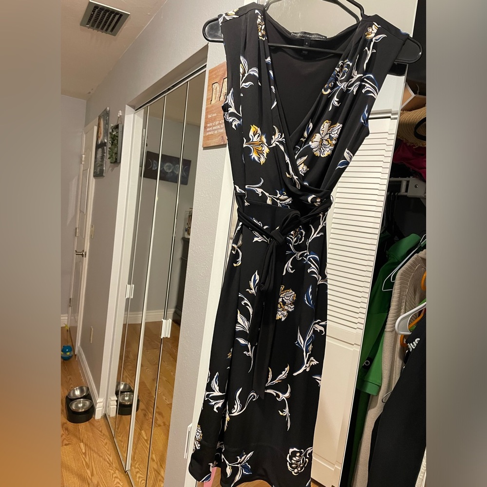 White House black market floral dress size 0